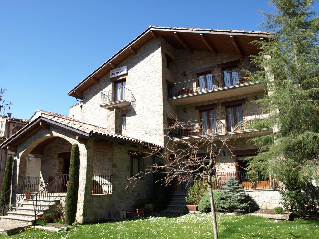 Hostal Cal Mestre Vilallonga de Ter Exterior photo