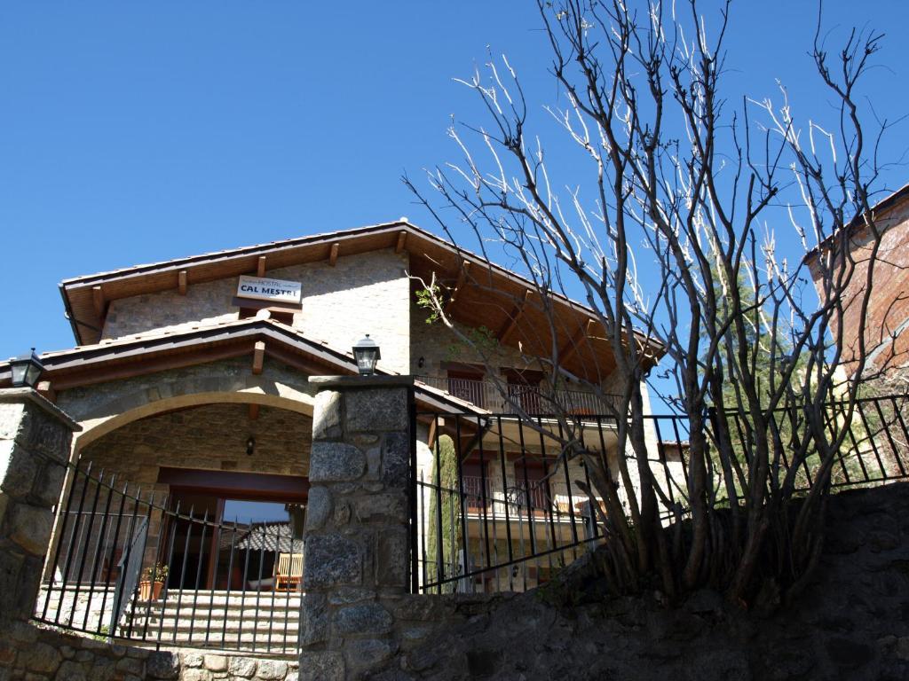 Hostal Cal Mestre Vilallonga de Ter Exterior photo